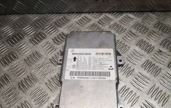 Mercedes-Benz E W212 Airbag control unit/module 2129014204 A2129014204