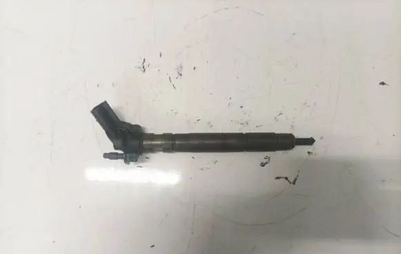 Audi A6 S6 C6 4F Fuel injector 059130277ac 050927