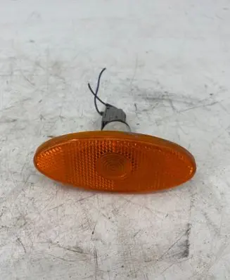 Renault Master III Front fender indicator light E922777