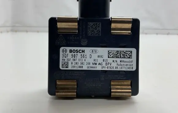 Volkswagen Golf VII Distronic sensor radar 3QF907561D 3QF907572A 0203302268