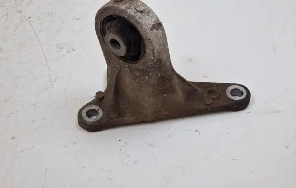 Mitsubishi Outlander Rear differential mounting bracket
