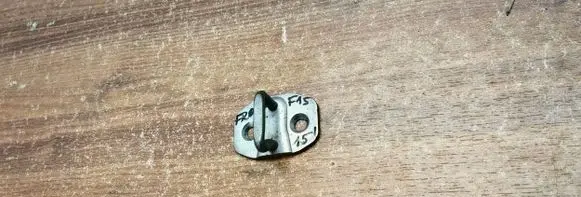 BMW X5 F15 Front door lock loop/hook striker 7394436