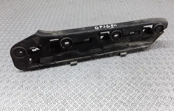 Volkswagen Touran I Front bumper mounting bracket 1T0807050
