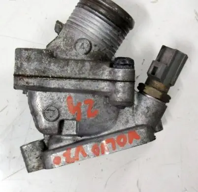 Thermostat/thermostat housing