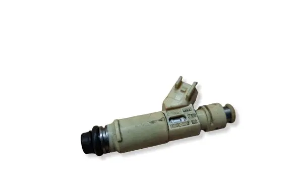 Ford Maverick Fuel injector YL8EC7B
