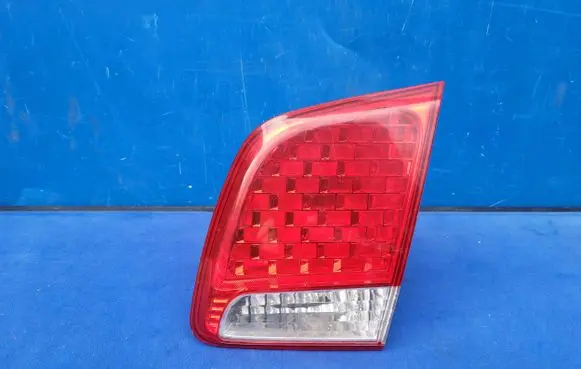 KIA Sorento Tailgate rear/tail lights 924061U000