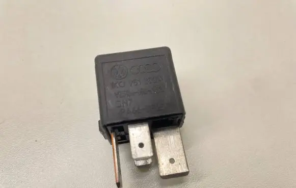 Skoda Octavia Mk2 (1Z) Other relay 1K0951253A