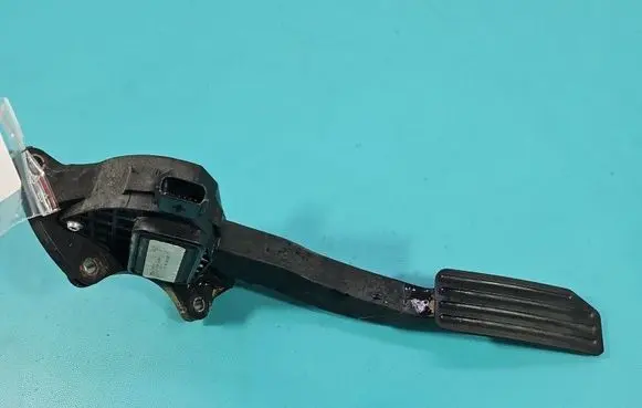 Land Rover Evoque I Accelerator throttle pedal FK729F836AC IMPRK1554740