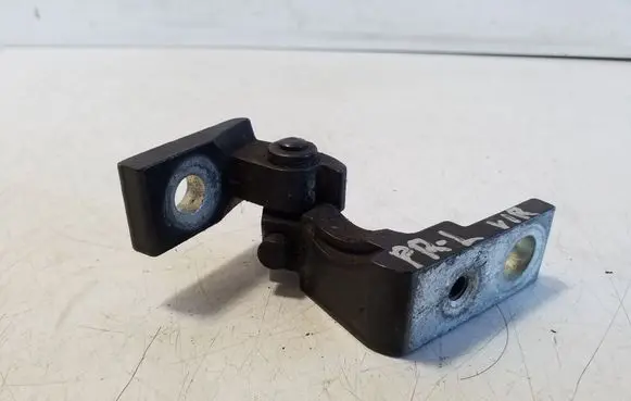 Audi A6 S6 C6 4F Front door upper hinge A046573