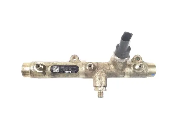 Audi A8 S8 D3 4E Fuel main line pipe 059130089D