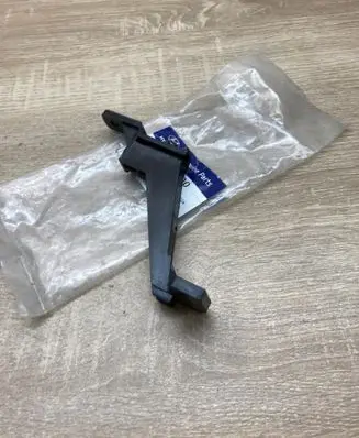 Hyundai i20 (GB IB) Front bumper mounting bracket 922751J000