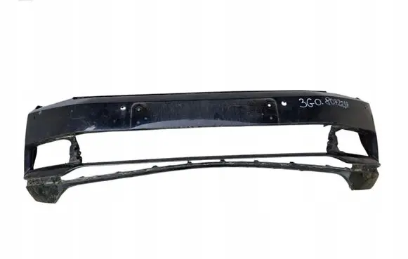 Volkswagen PASSAT B8 Front bumper 3G0807221A