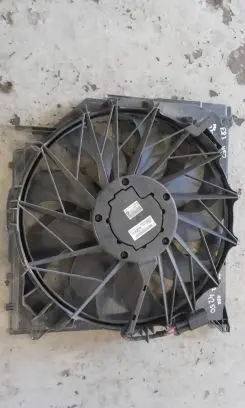 BMW X3 E83 Electric radiator cooling fan 75789022 04753187 00007948