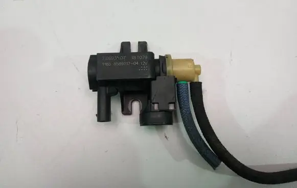 BMW X2 F39 Valve vacuum 8589117