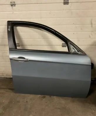 Alfa Romeo 147 Front door