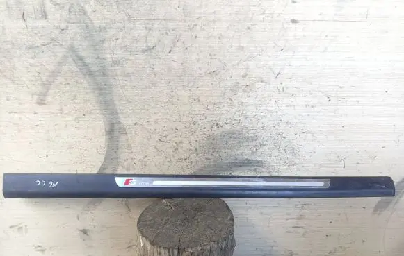 Audi A6 S6 C6 4F Front sill trim cover 4F0853374k 4F0853374K 4F0853374H