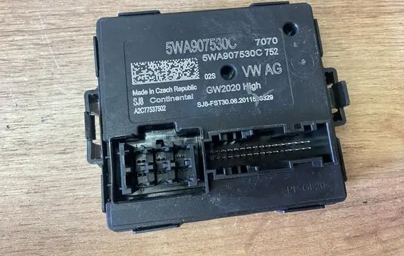 Skoda Octavia Mk4 Gateway control module 5WA907530C