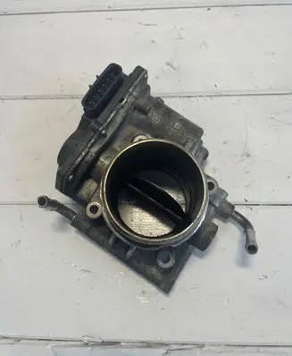 Mazda 6 Electric throttle body valve SH01136B0 010000445