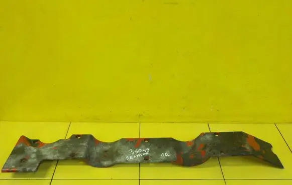 Opel Senator B Heat shield in engine bay 90352250