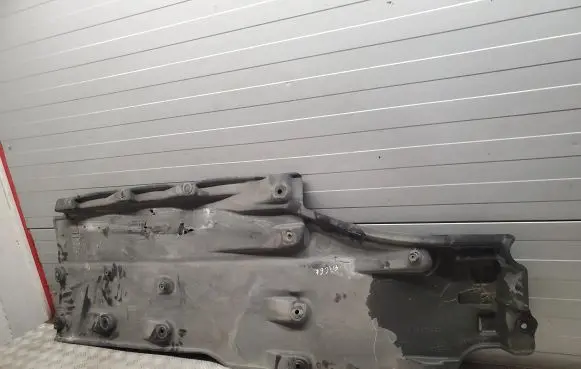 Chrysler Pacifica Side bottom protection 68227439AB