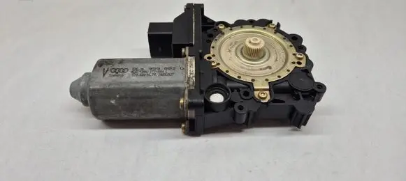 Audi A3 S3 8L Front door window regulator with motor 8L4959802C