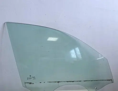 BMW 3 F30 F35 F31 Front door window glass four-door