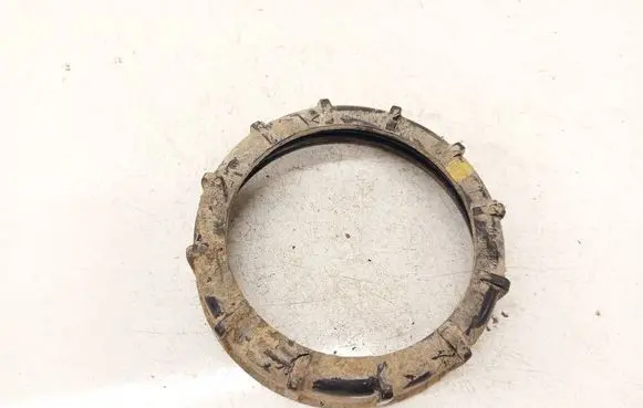Nissan X-Trail T30 In tank fuel pump screw locking ring/nut 1734379900