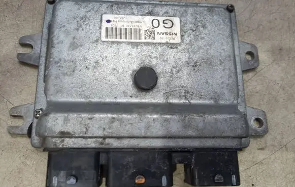 Nissan Tiida C11 Engine control unit/module MEC93130
