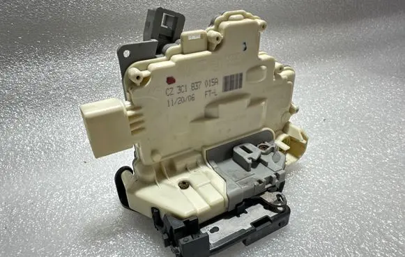 Front door lock