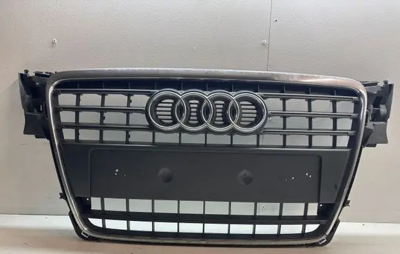 Audi A4 S4 B8 8K Front grill 5756001