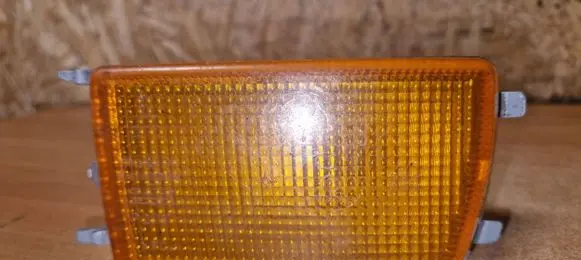 Volkswagen Golf III Front indicator light 1h0953155