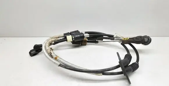 Volvo V40 Gear shift cable linkage 31280505