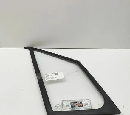 Mercedes-Benz Sprinter W906 Front door vent window glass four-door A9067250109