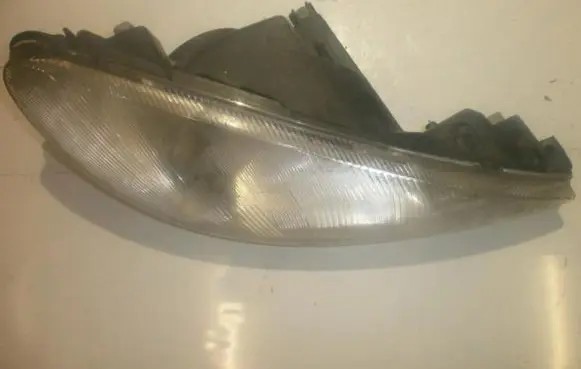Peugeot 206 Headlight/headlamp 9640559480