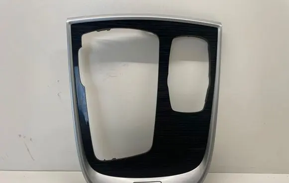 BMW 7 G11 G12 Center console decorative trim 8066675
