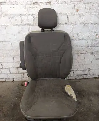 Opel Vivaro Front driver seat 