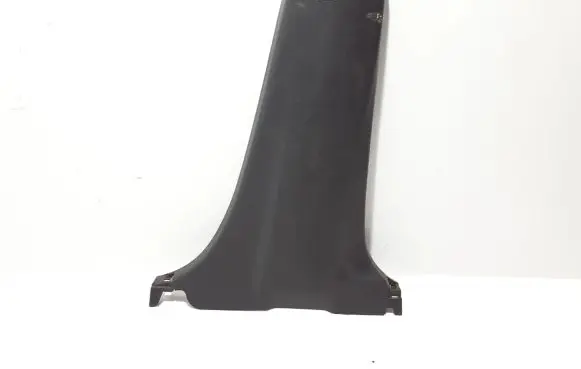 (B) pillar trim (bottom)