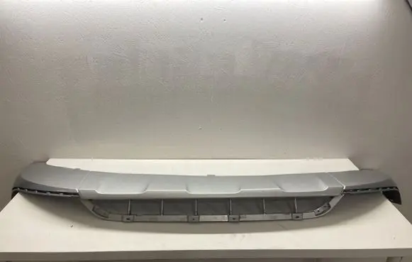 Audi Q3 8U Front bumper lip 8u0807061a 8u0807061b