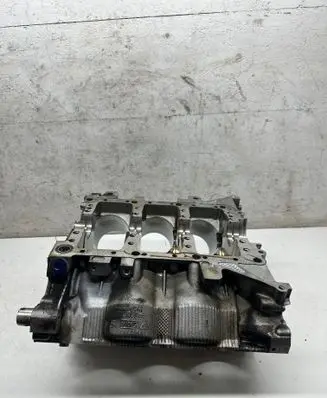 Porsche Macan (95B) Engine block 946101111