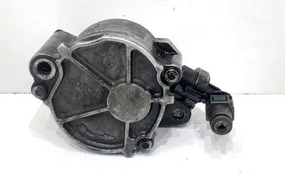 Peugeot 308 Vacuum pump 