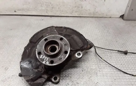 Volvo XC90 Front wheel hub spindle knuckle
