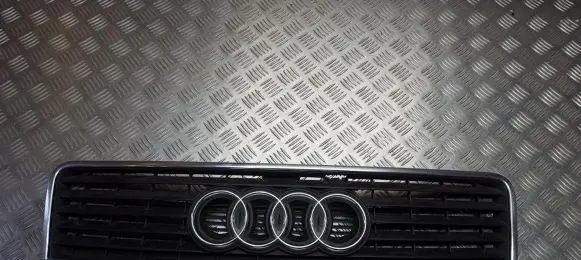 Audi A6 S6 C5 4B Front grill 4B0853651F