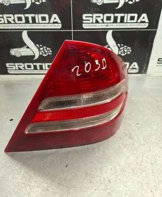 Mercedes-Benz C W203 Rear/tail lights 2038202064