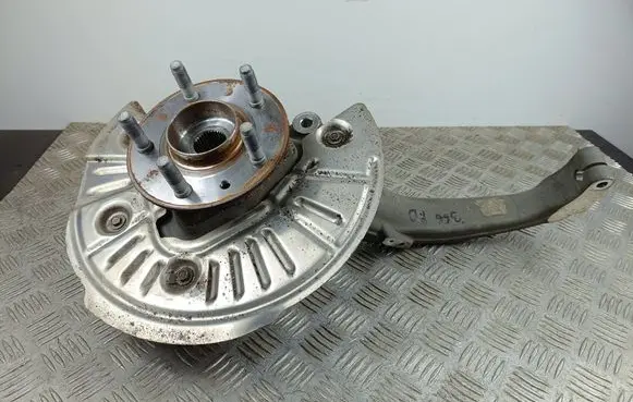 Jeep Grand Cherokee WL Front wheel hub
