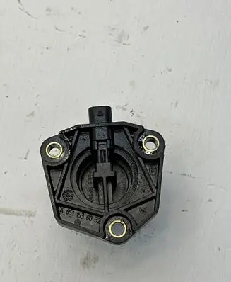 Mercedes-Benz E W212 Oil level sensor A6511530032