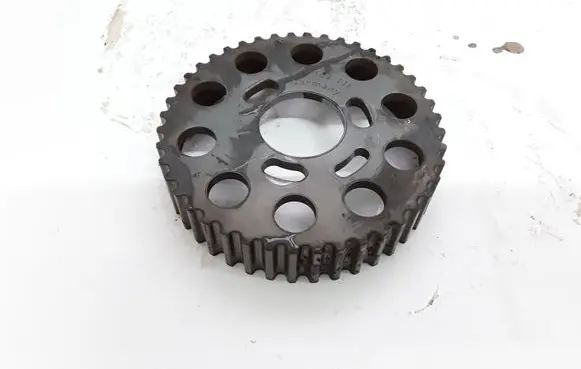 Volkswagen PASSAT B7 Camshaft pulley/ VANOS 03L108111