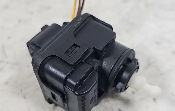 Audi A3 S3 8L Headlight level adjustment motor 8L0941295
