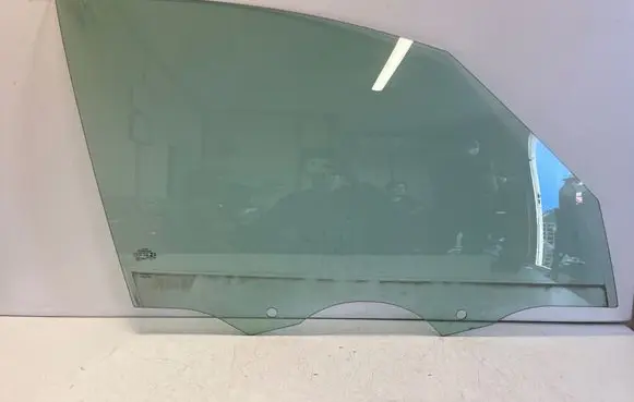 Cupra Born Front door window glass four-door 10A845202A