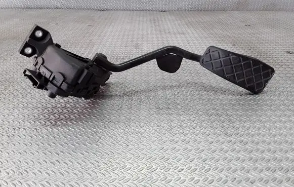 Audi A4 S4 B6 8E 8H Accelerator pedal position sensor 8E2721523A