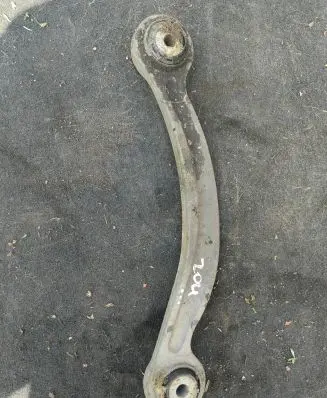 Mercedes-Benz C W204 Rear control arm 20409